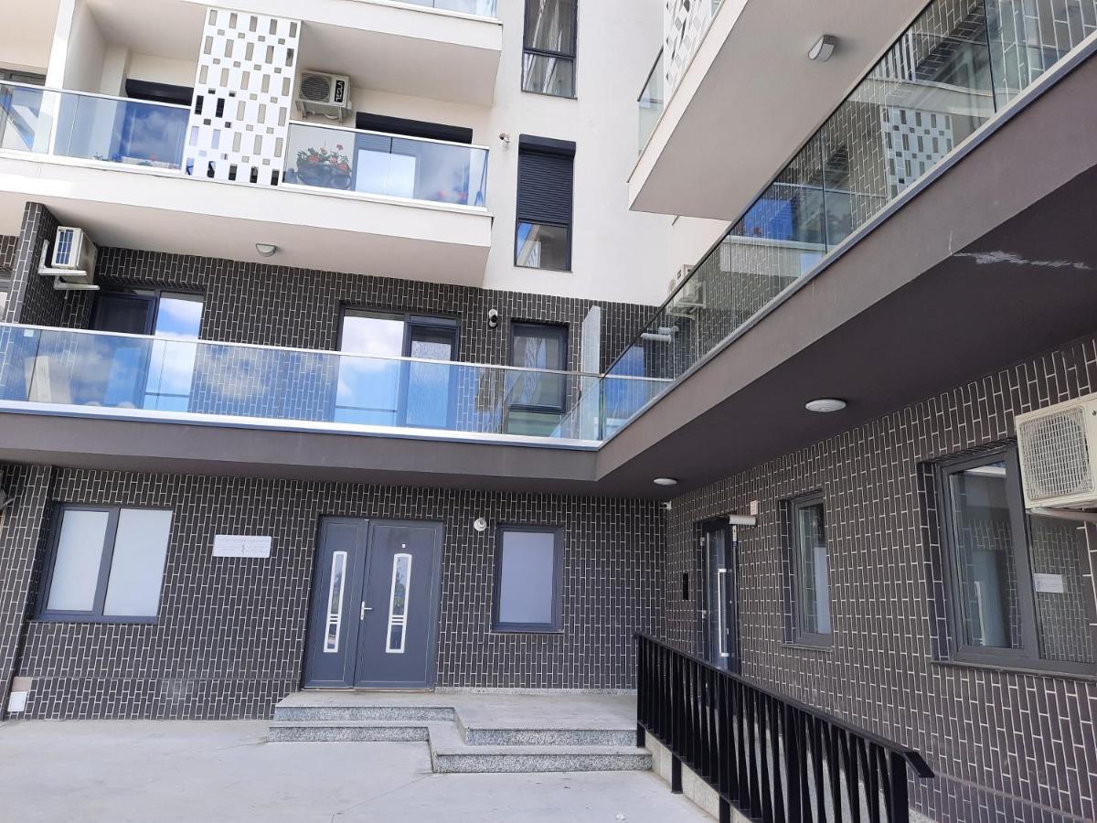 Jeni' S Apartament Konstanca Zewnętrze zdjęcie